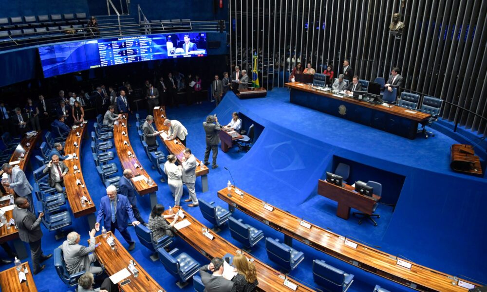 Revista Educação em Brasília: as propostas do Congresso