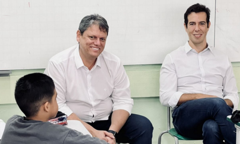 Tarcísio vai trocar professores por ChatGPT nas escolas públicas
