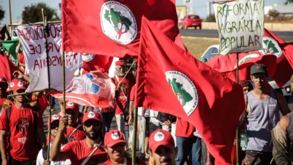 MST anuncia campanha de apoio às vítimas das enchentes no Rio Grande do Sul