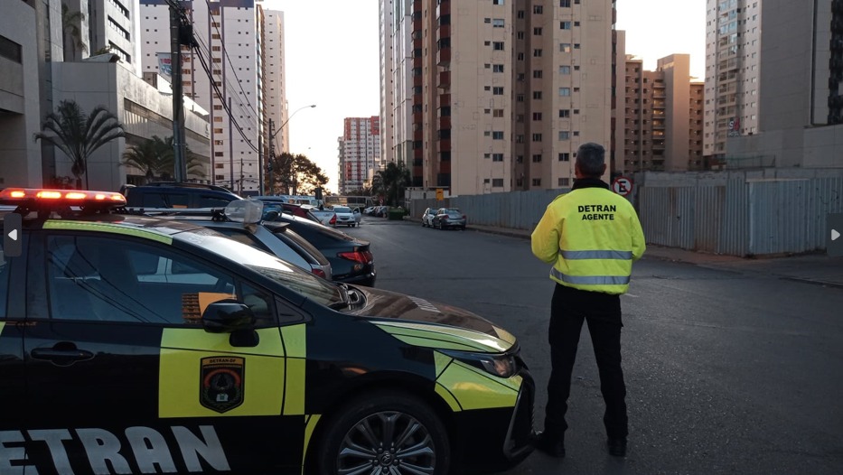 Prazo para licenciar veículos de placa final 1 e 2 vai até 30 de setembro