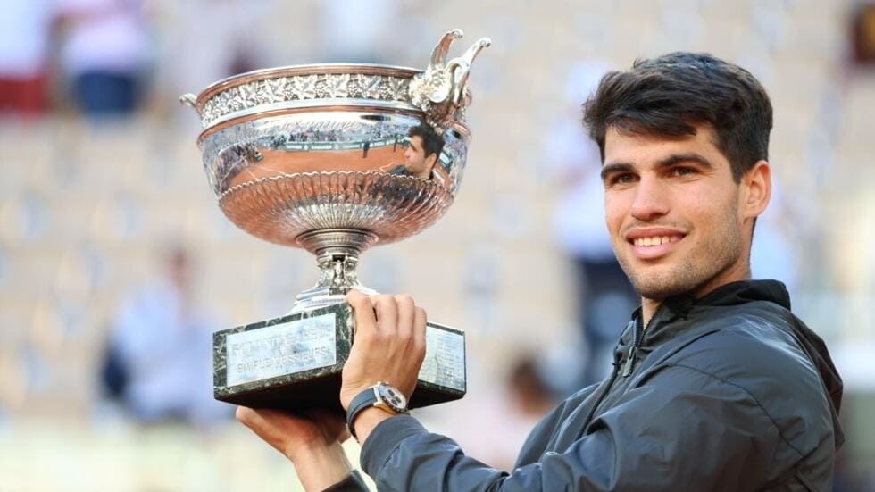 Carlos Alcaraz bate Zverev e conquista Roland Garros pela primeira vez