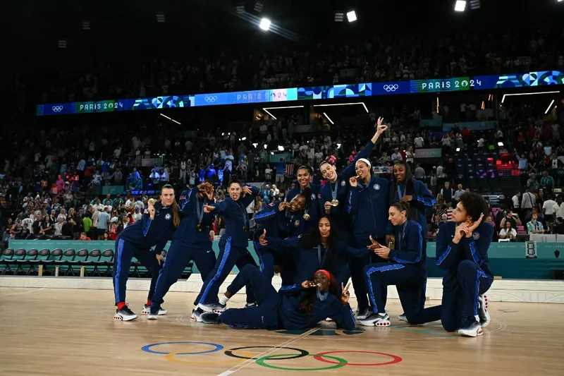 Olimpíadas: EUA terminam em 1º no quadro de medalhas; Brasil fica em 20º com protagonismo feminino