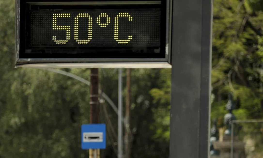 Mortes por ondas de calor podem triplicar até 2100, diz estudo europeu