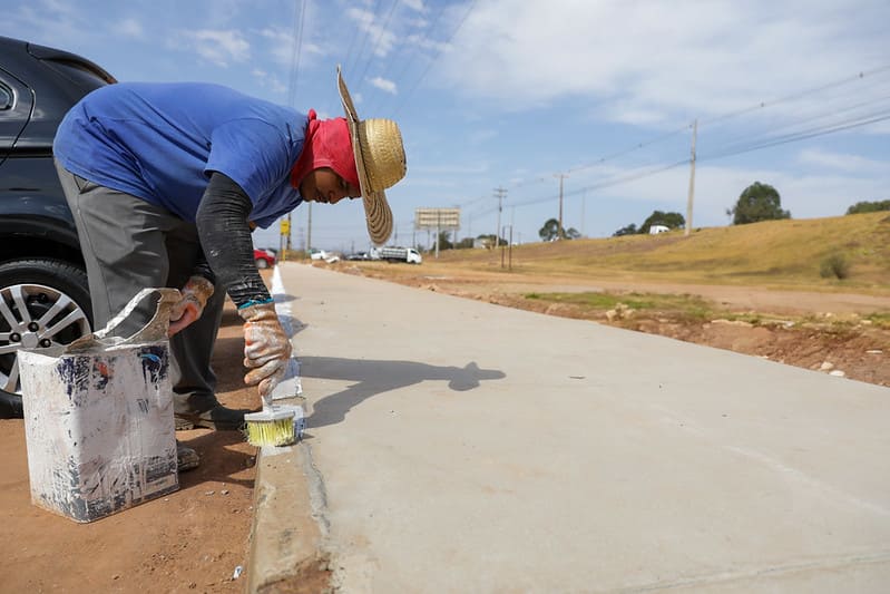 Áreas de Desenvolvimento Econômico ganham calçadas com investimento de cerca de R$ 26 milhões
