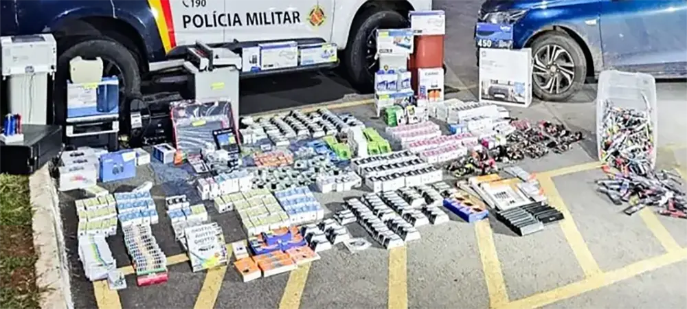 PMDF prende dois homens por furto em papelaria no Setor de Indústrias Gráficas