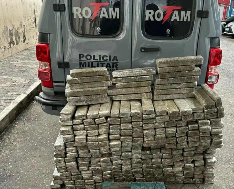 Pitangui/MG – Operação da ROTAM apreende 262 barras de maconha
