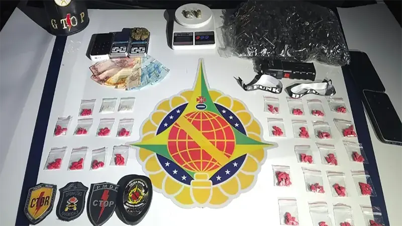 Dupla acusada de tráfico de drogas é presa pela PMDF no Itapoã