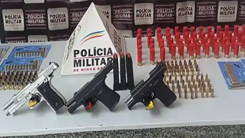 Mutum MG – Polícia Militar apreende armas de fogo e munições na zona rural do município