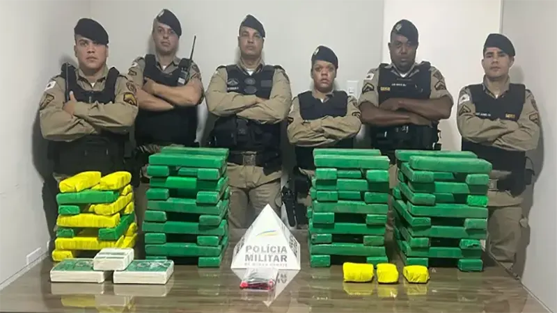 Conselheiro Pena – Operação da PMMG apreende barras de maconha e cocaína