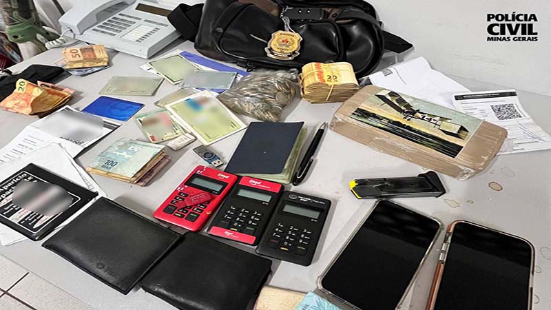 Veículo e drogas são apreendidos durante ação da PCMG em Uberlândia