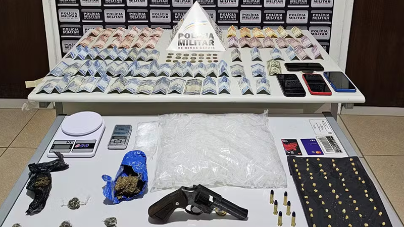 Polícia prende dois homens e apreende adolescente por tráfico e posse ilegal de arma em Várzea da Palma MG