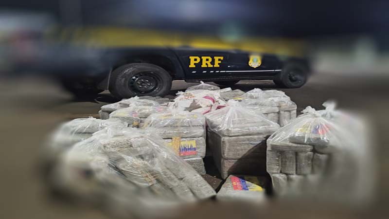 PRF apreende mais de 300 kg de Maconha em carreta, na BR 262 em Uberaba (MG)