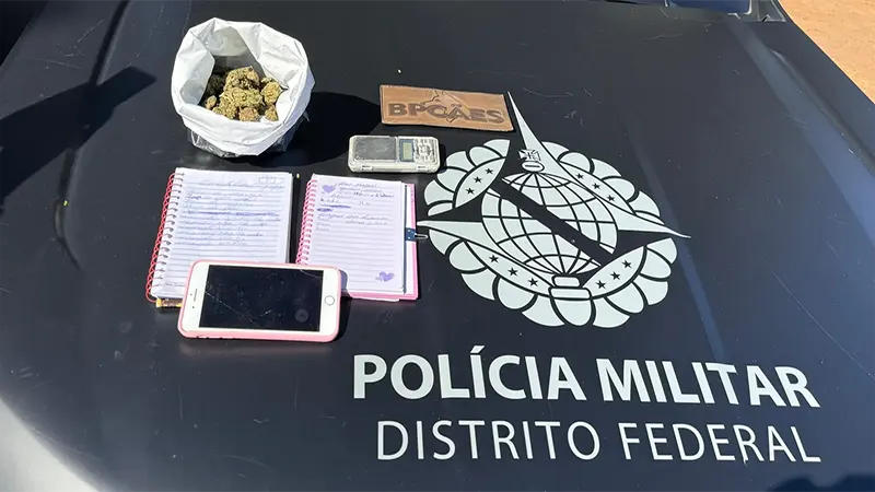 PMDF prende mulher com drogas na Rodoviária Interestadual de Brasília com apoio do cão farejador Xamã