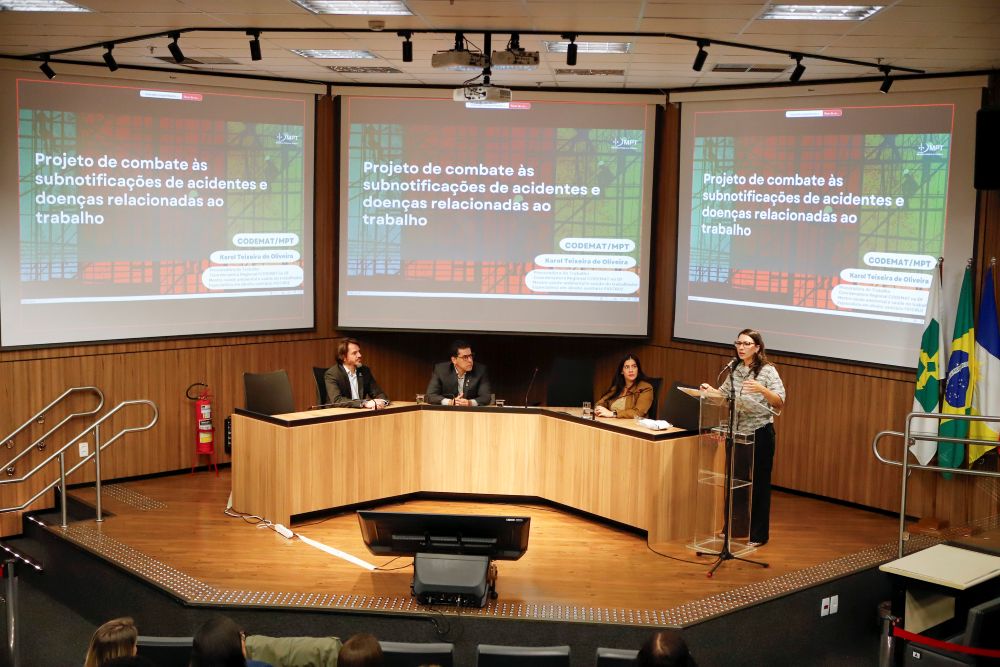 Servidores da saúde participam de audiência para reforçar ações de bem-estar do trabalhador