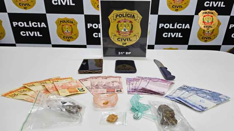 Traficante monitorado por tornozeleira é preso pela 31ª DP vendendo drogas em casa com crianças presentes