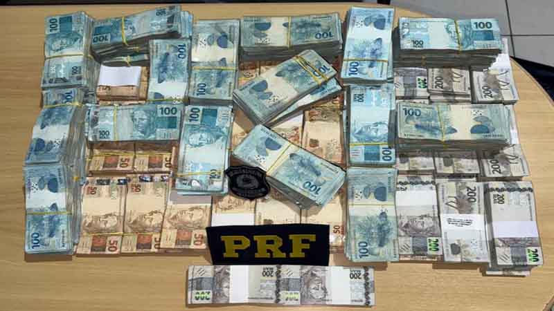 PRF apreende quase um milhão em espécie em Araguaína/TO