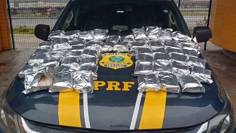 Suspeito é preso em flagrante transportando drogas no Vale do Ribeira