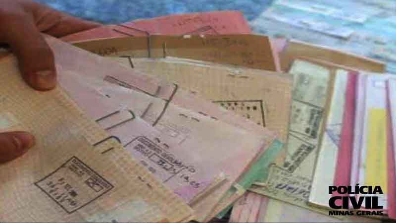 PCMG prende mulher por furto milionário de cheques em Matipó