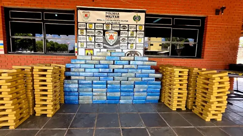 PMMG Prata – 1300 quilos de maconha são apreendidos em território mineiro