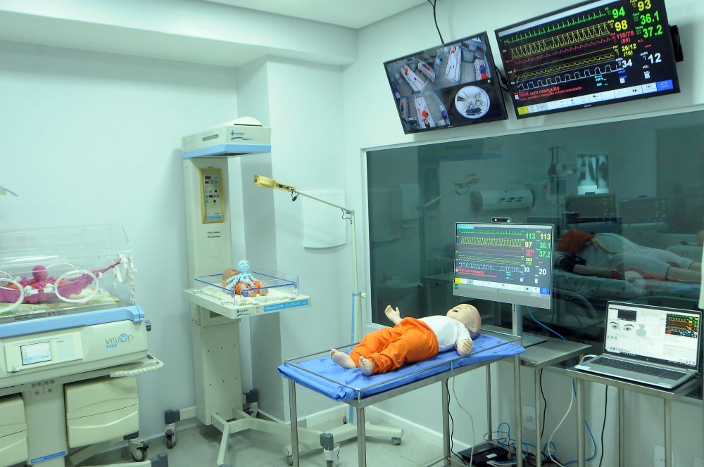 Laboratório de Simulação Realística é inaugurado na Escola Superior de Ciências da Saúde