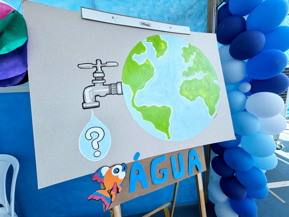 Estudantes do sistema prisional apresentam projetos de tratamento de água no Circuito de Ciências do DF