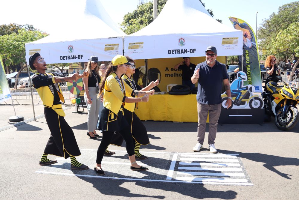 Pit Stop Educativo para motociclistas abre Semana Nacional de Trânsito 2025 no DF