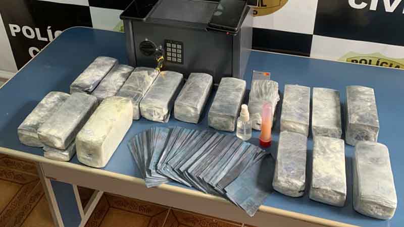 PCGO e PMGO desarticulam “golpe do dinheiro negro” praticado por camaronês contra empresário de Caldas Novas