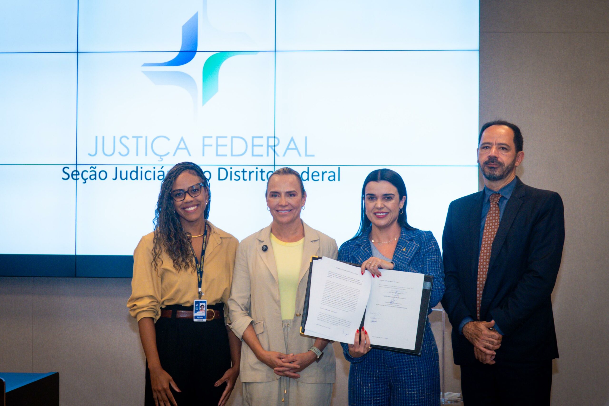 GDF assina Acordo de Cooperação Técnica para reserva de vagas para mulheres em situação de vulnerabilidade