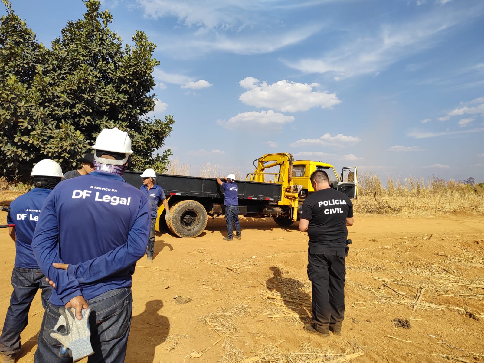Ação conjunta desconstitui início de parcelamento irregular às margens de córrego no Sol Nascente