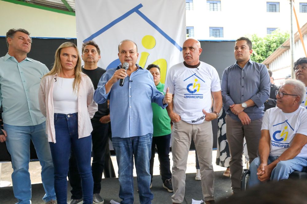 Governador anuncia benefícios sociais e moradia gratuita para pessoas com deficiência