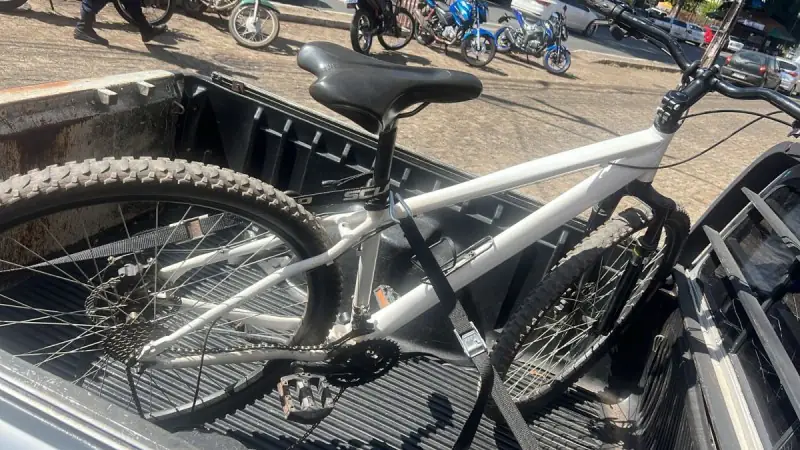 PMDF recupera bicicleta furtada e prende dois suspeitos por receptação no Núcleo Bandeirante