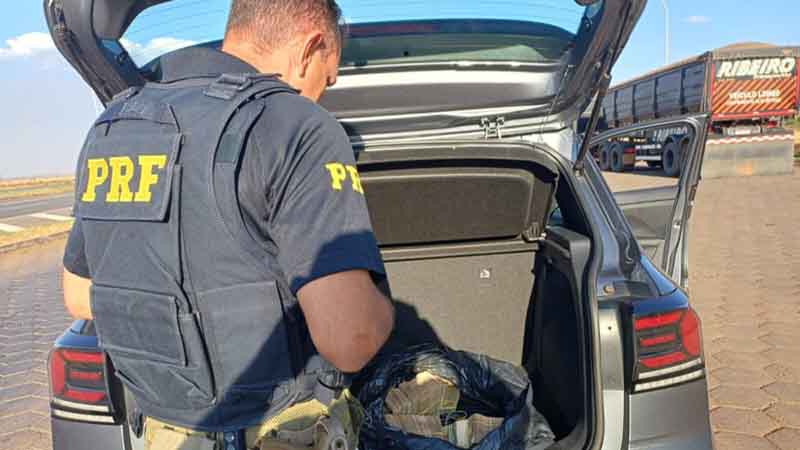 PRF apreende R$ 1 milhão durante fiscalização na BR-020