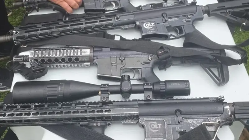 Polícia prende sete suspeitos de milícia em festa que homenageava criminosos no Rio