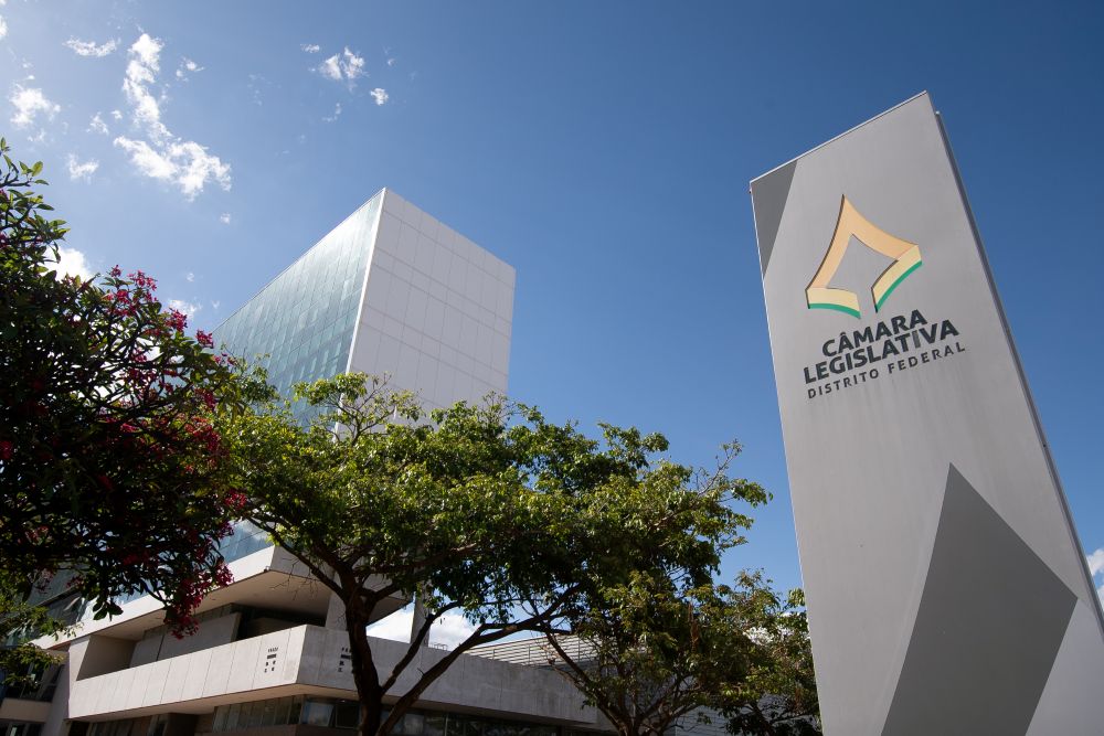 Parlamentares e servidores da CLDF serão capacitados em direitos da pessoa idosa