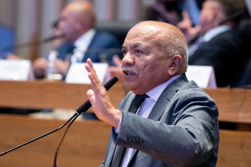 Chico Vigilante critica fila de regulação na secretaria de Saúde