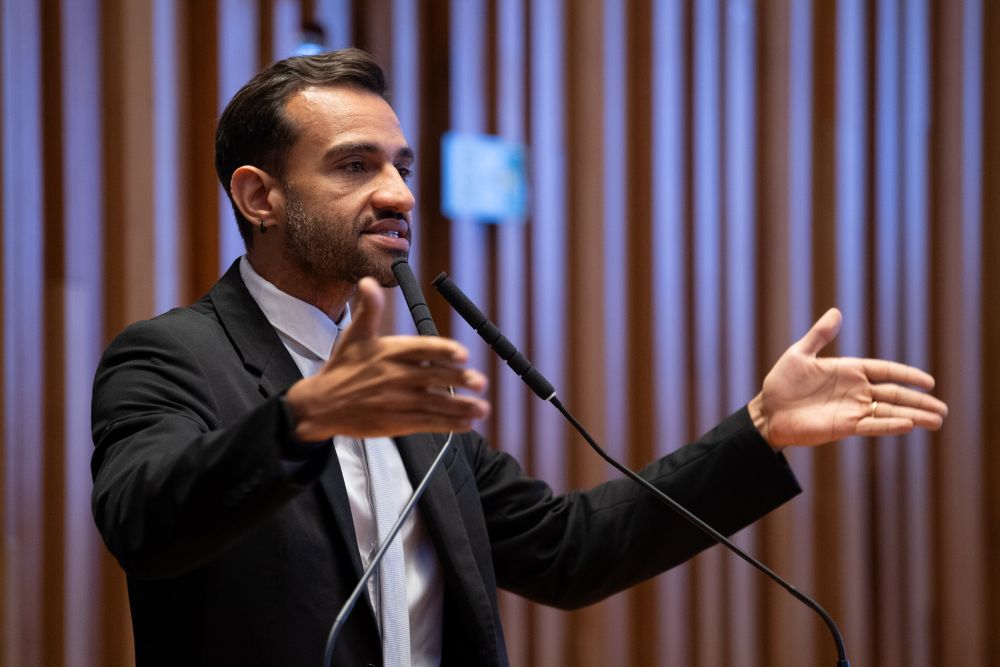 Fábio Felix reclama de desrespeito de concessionária do cemitério Campo da Esperança