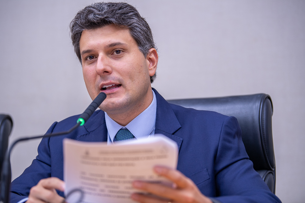 Pedrosa solicita estudo sobre isenção de IPVA a motoboys e motoristas de aplicativo