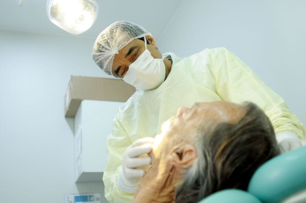 Câncer bucal: Saúde alerta sobre importância do diagnóstico precoce