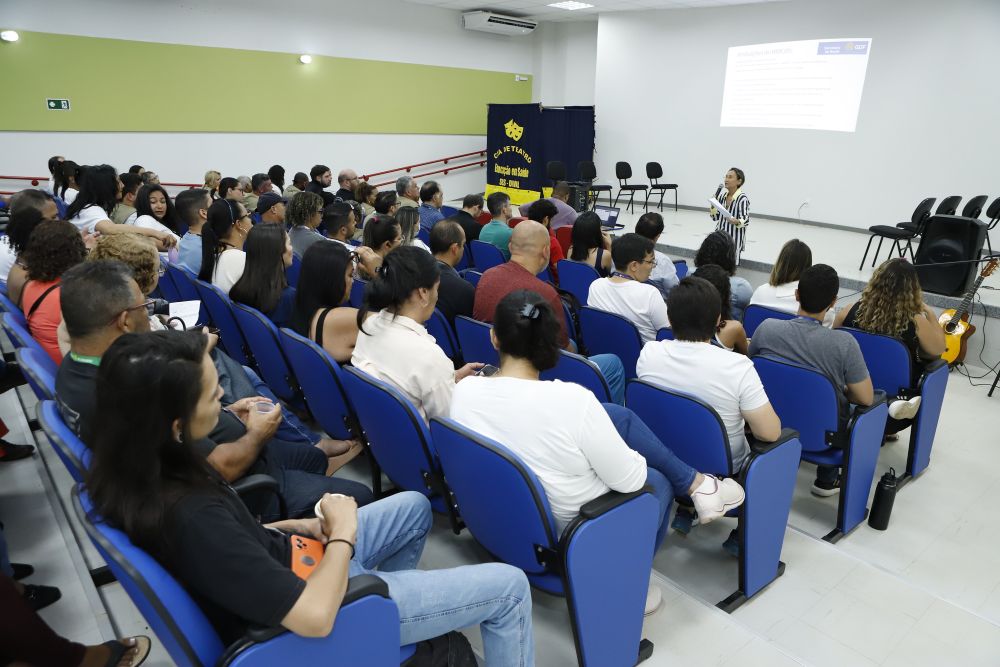 Agentes comunitários de saúde e de vigilância ambiental promovem encontro para alinhamento estratégico