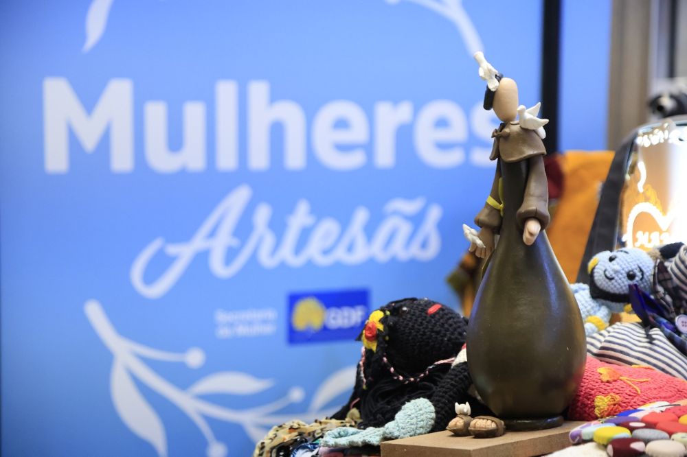 Artesãs do Projeto Cerrado Feminino participam do 20º Salão do Artesanato no Parque da Cidade