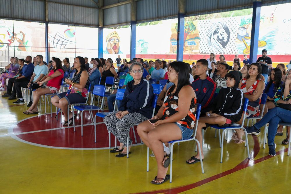 Mais duas escolas do DF aprovam modelo de gestão compartilhada