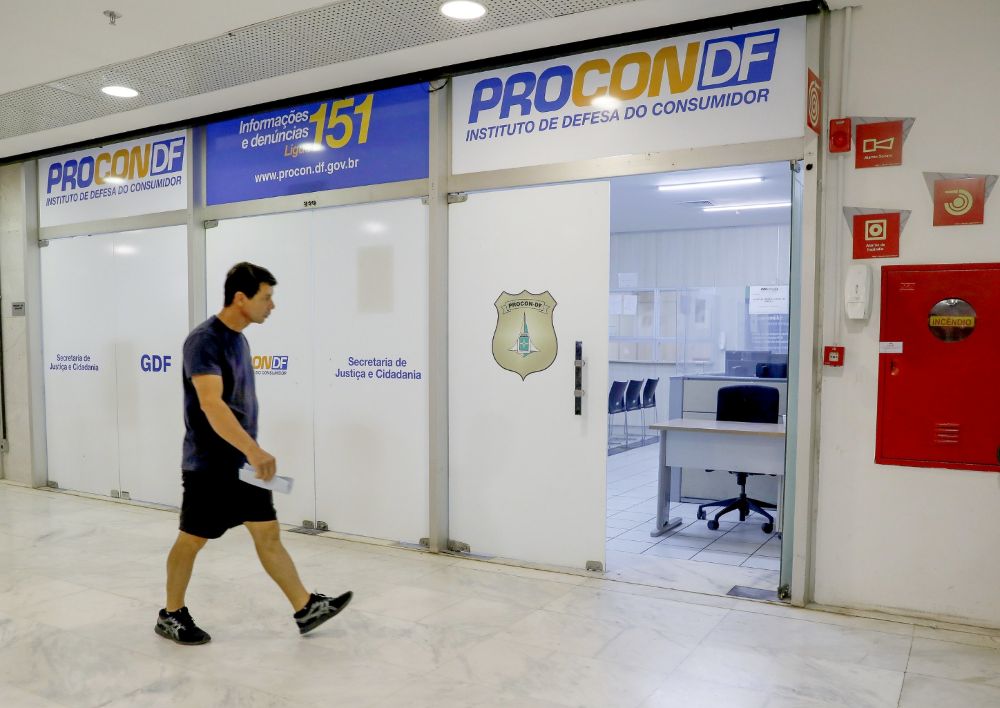 Procon-DF orienta consumidores para compras seguras na Black Friday
