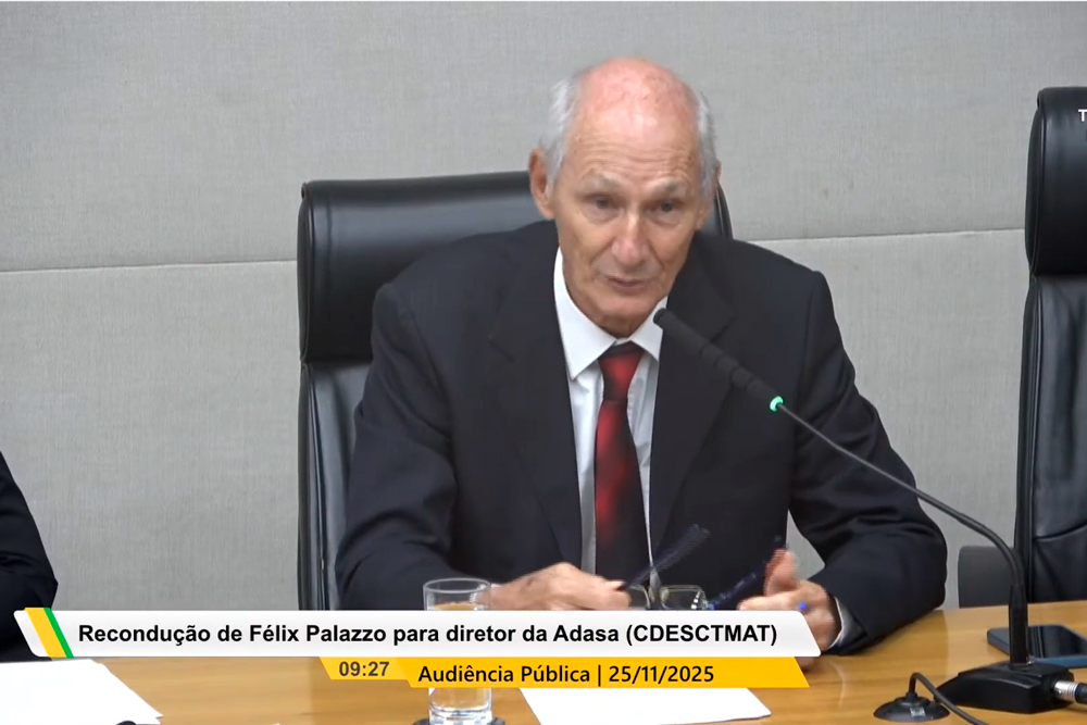 Plenário da CLDF aprova recondução de Félix Palazzo à diretoria da Adasa