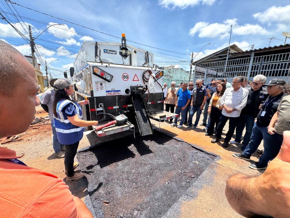 Novacap investe em caminhões térmicos para ampliar ações de manutenção asfáltica