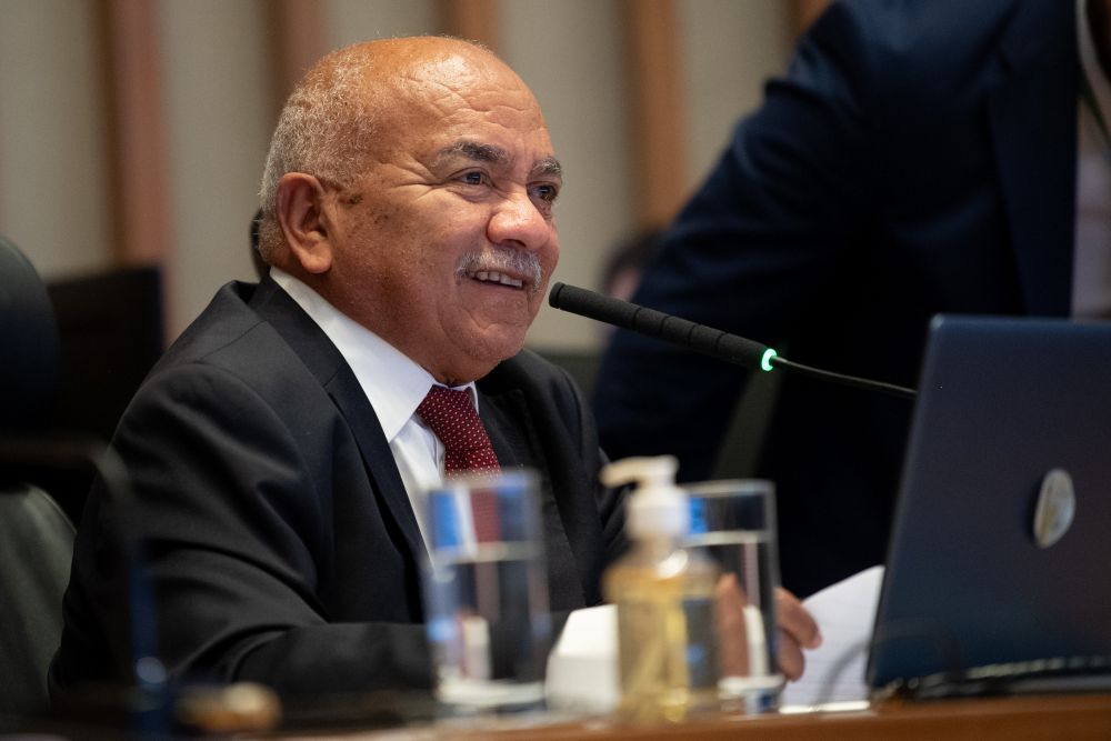 Lei cria rede de atenção domiciliar para atendimento de idosos no DF