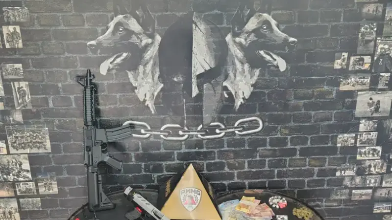 PMMG Contagem – Cão da ROCCA localiza armas e drogas