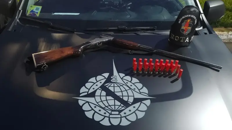 Denúncia anônima leva ROTAM a apreender arma de fogo em posto de combustível no DF