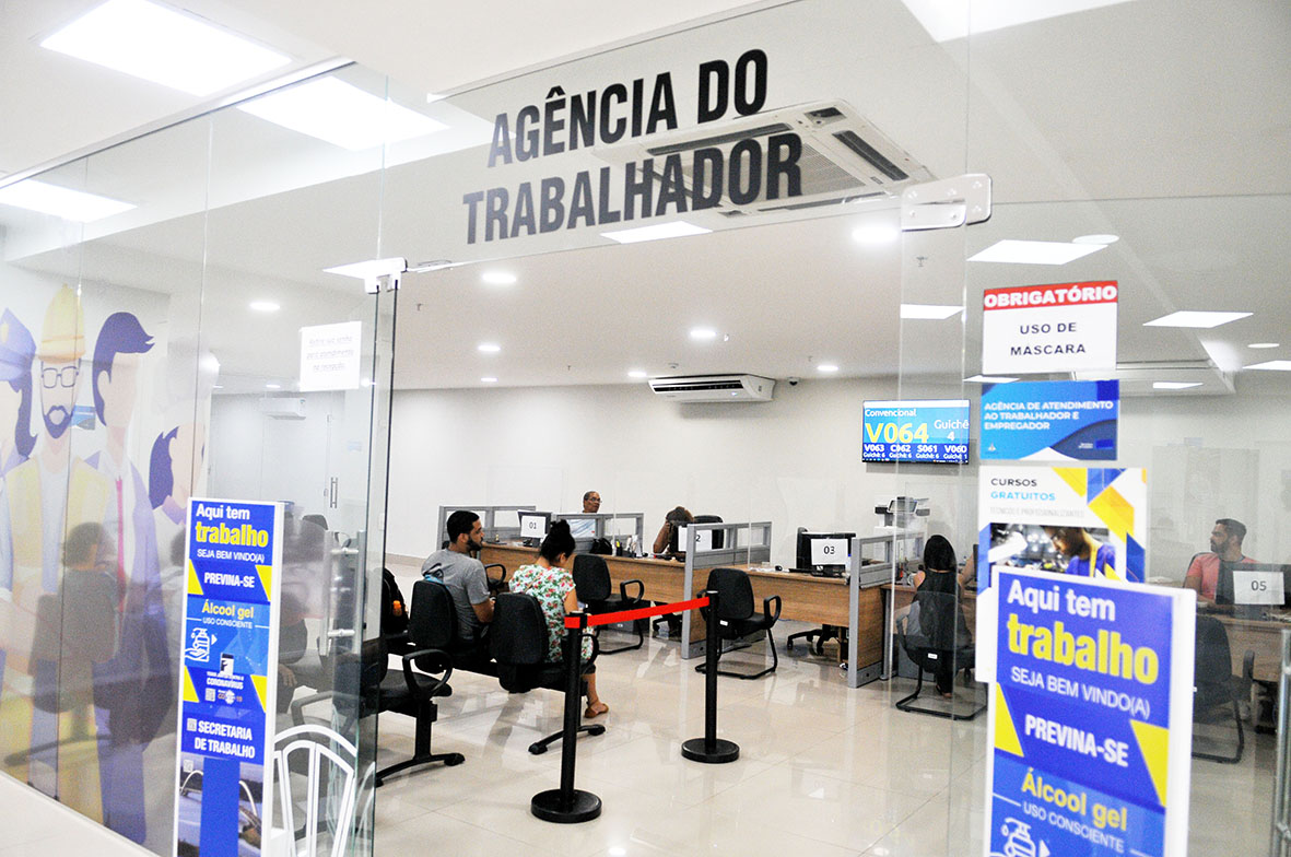 Agências do trabalhador têm mais de 800 vagas de emprego abertas nesta quarta (3)