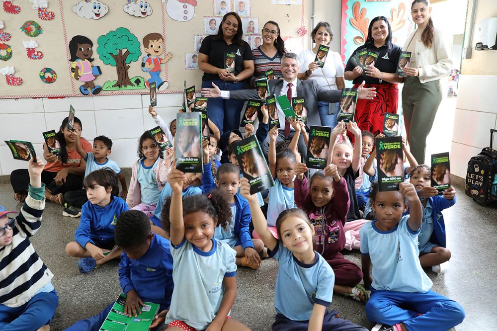 Dezembro Verde: GDF leva conscientização sobre abandono animal às escolas públicas