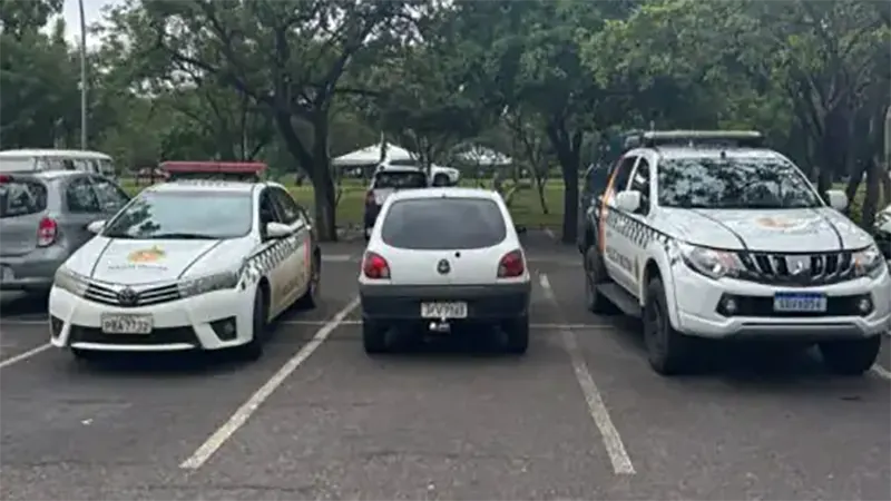 PMDF recupera veículo roubado e apreende menores com droga e arma branca no Núcleo Bandeirante